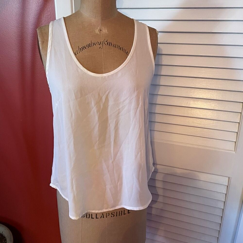 LUSH | white sleeveless blouse XS